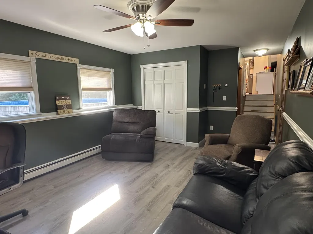 17 Lynn Avenue Brewer ME 04412