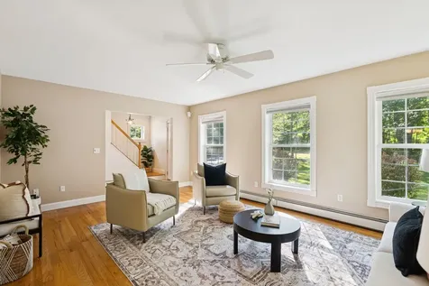 19 Independence Way Falmouth ME 04105