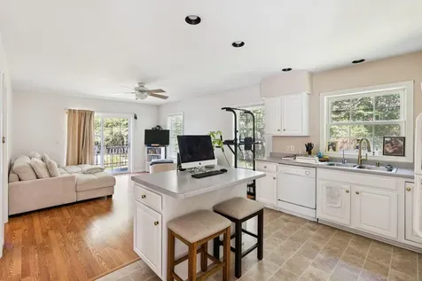 19 Independence Way Falmouth ME 04105