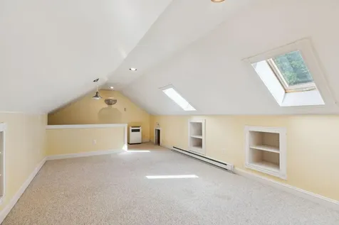 19 Independence Way Falmouth ME 04105