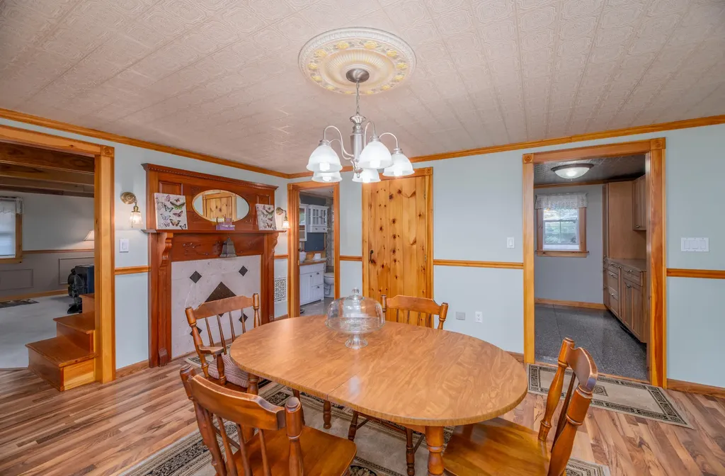 14 Blt Lane Farmingdale ME 04344