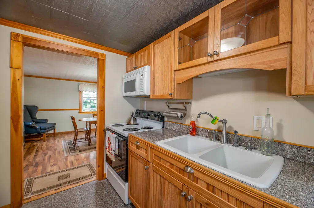 14 Blt Lane Farmingdale ME 04344