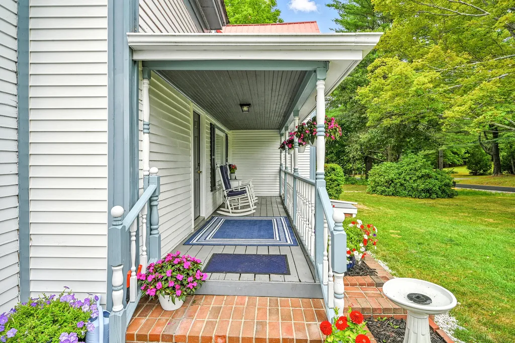 725 Cedar Grove Road Dresden ME 04342