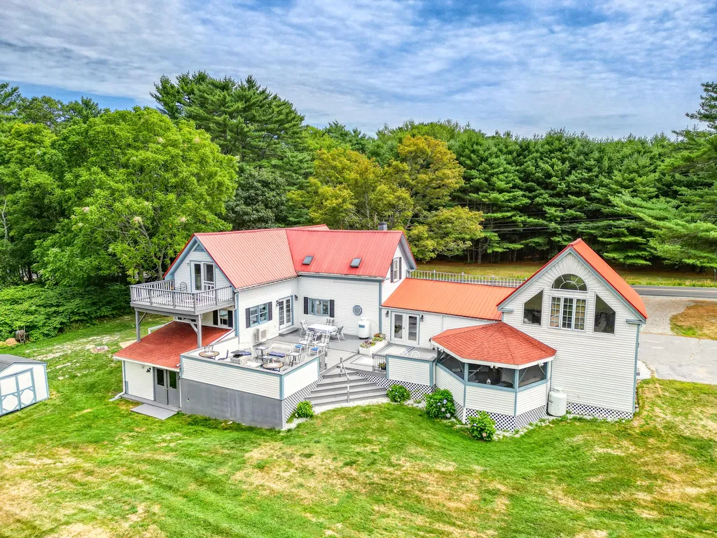 725 Cedar Grove Road Dresden ME 04342