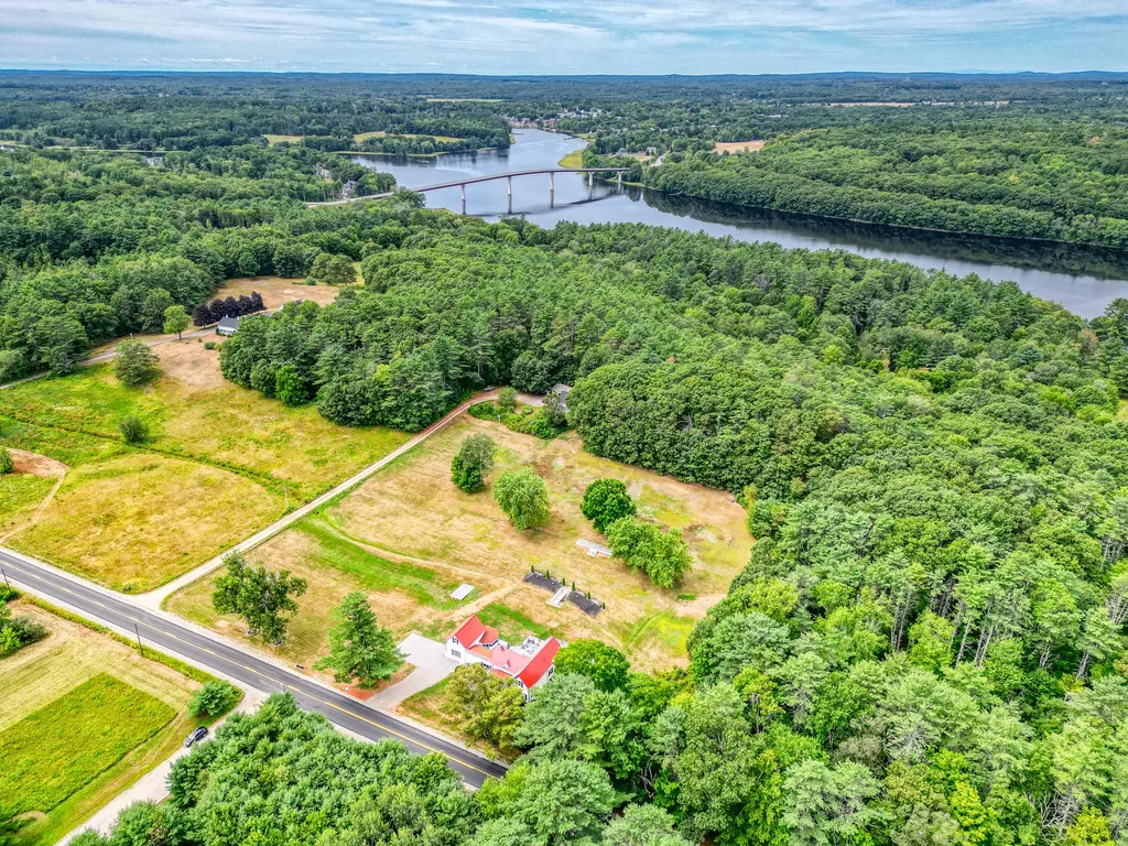 725 Cedar Grove Road Dresden ME 04342