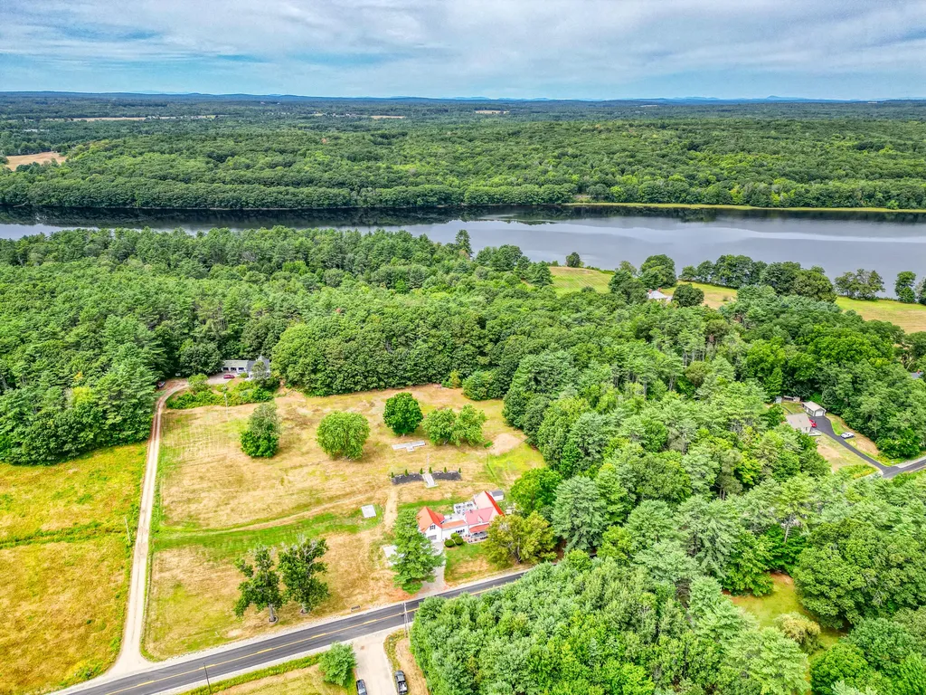 725 Cedar Grove Road Dresden ME 04342