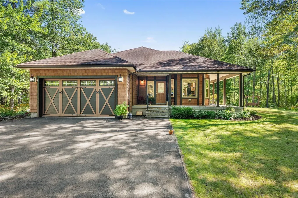38 Carmel Road S Hampden ME 04444