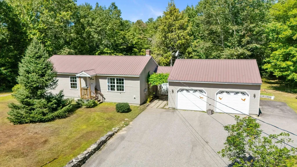 221 Job Road Standish ME 04084
