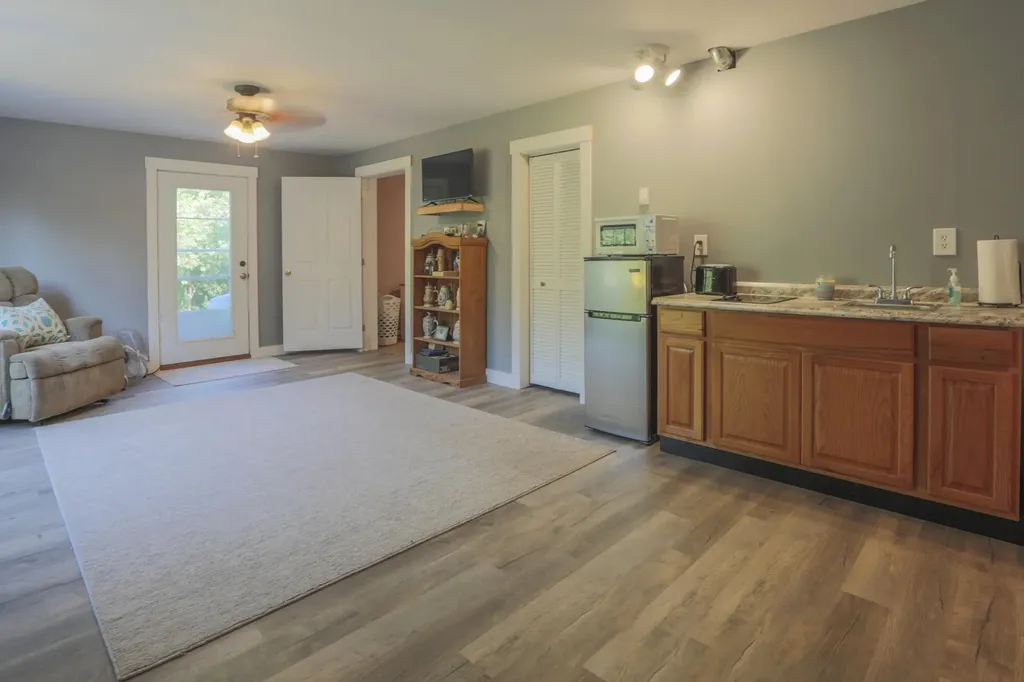 53 Lincolnville Avenue Belfast ME 04915