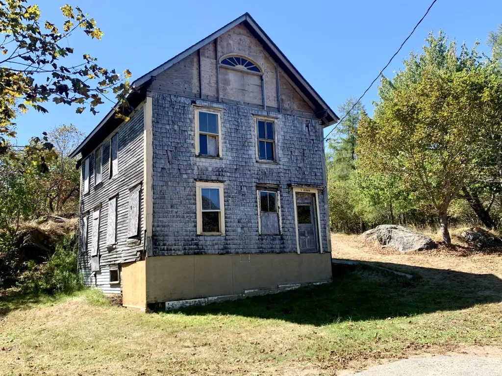 5 Gilman Street Eastport ME 04631