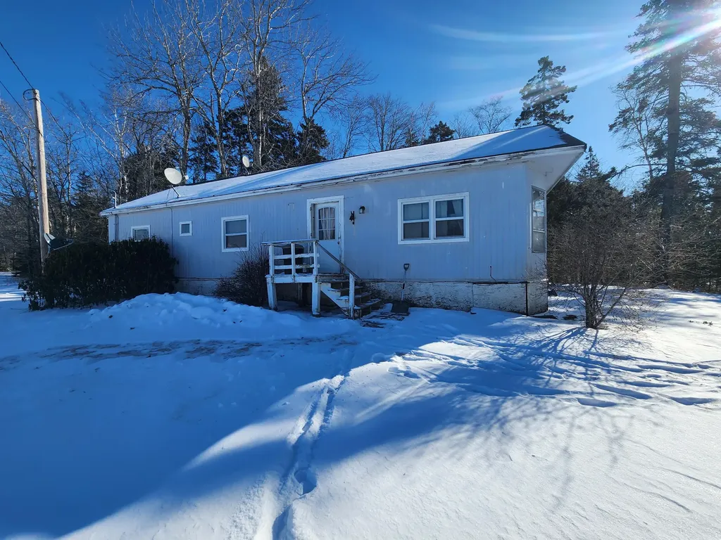 1025 Meadow Pond Road Islesboro ME 04848