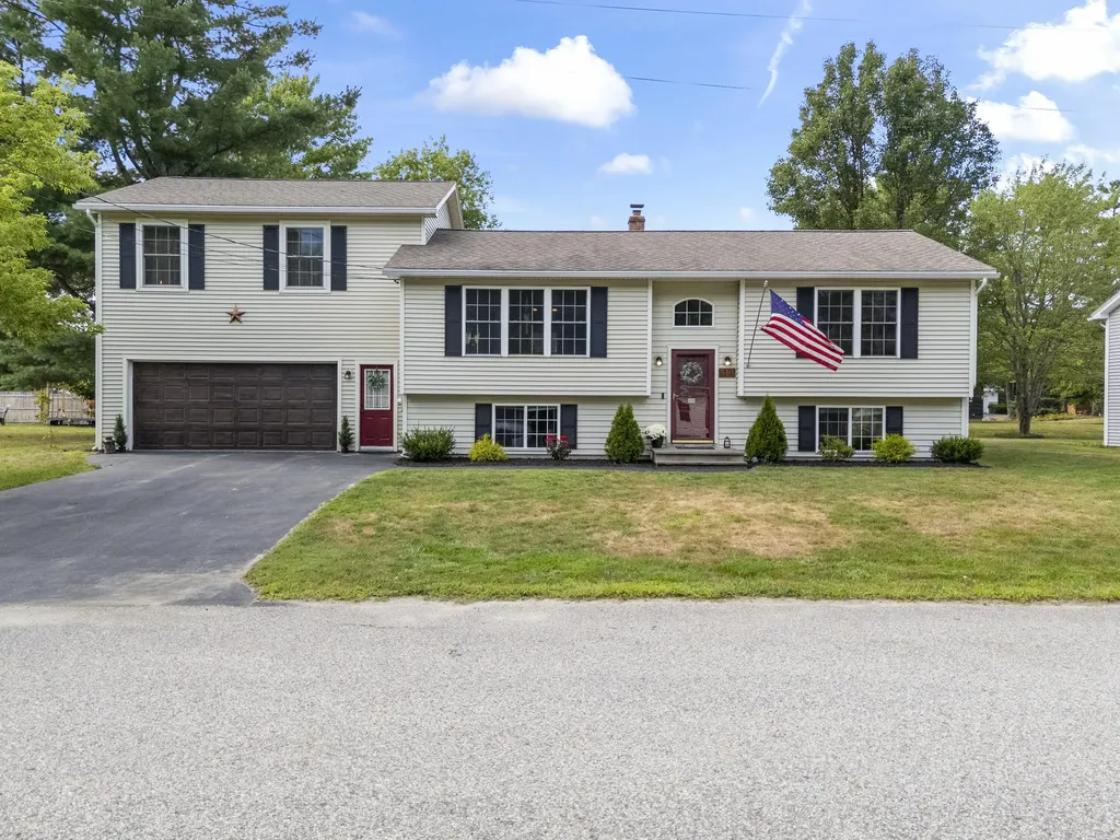10 Roland Avenue Lewiston ME 04240