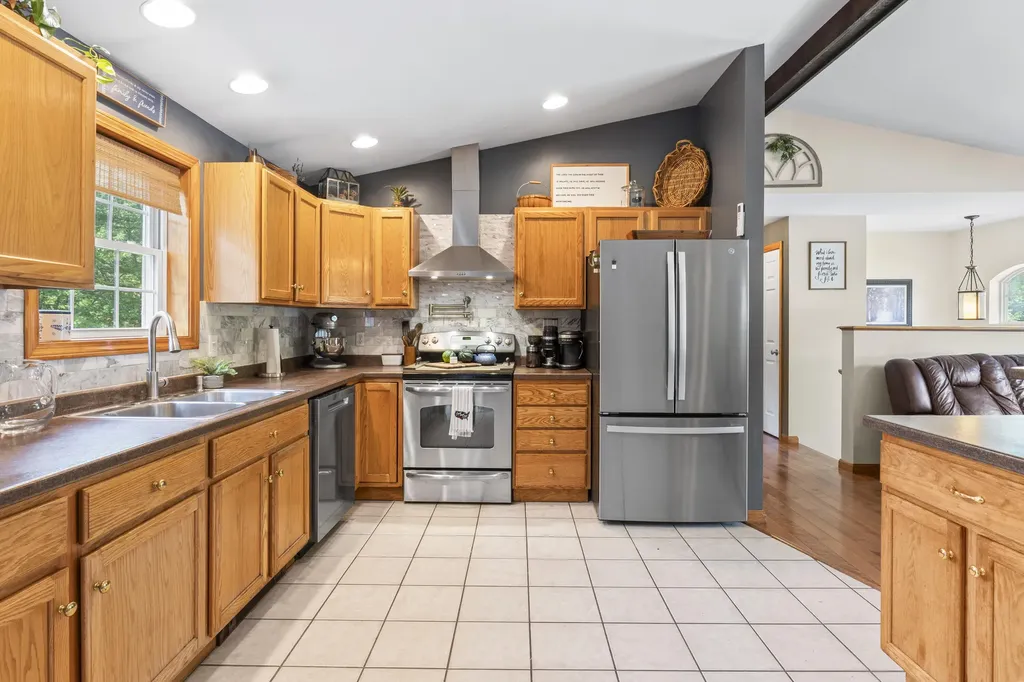 10 Roland Avenue Lewiston ME 04240