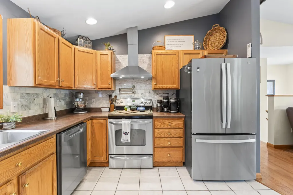 10 Roland Avenue Lewiston ME 04240