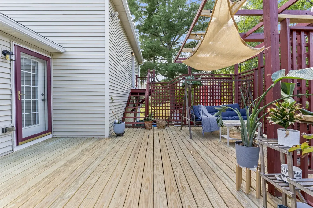 10 Roland Avenue Lewiston ME 04240