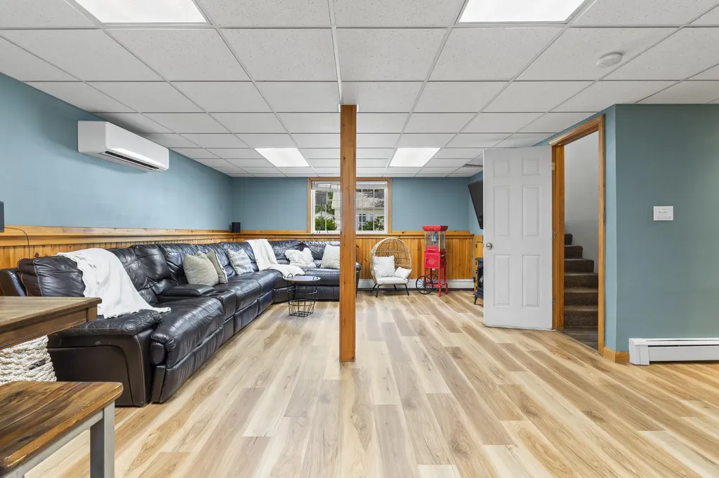 10 Roland Avenue Lewiston ME 04240