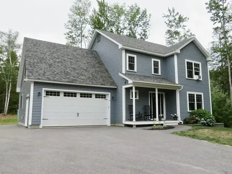 4 Thunder Road Gray ME 04039