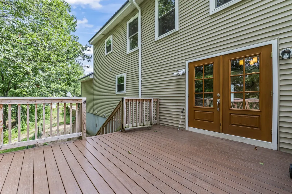 87 Farview Drive Sanford ME 04073