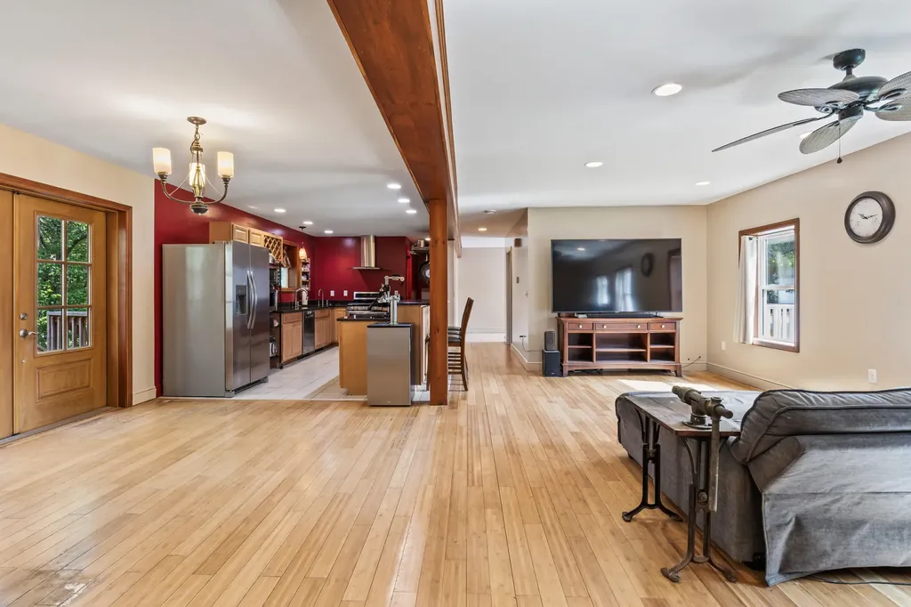 87 Farview Drive Sanford ME 04073