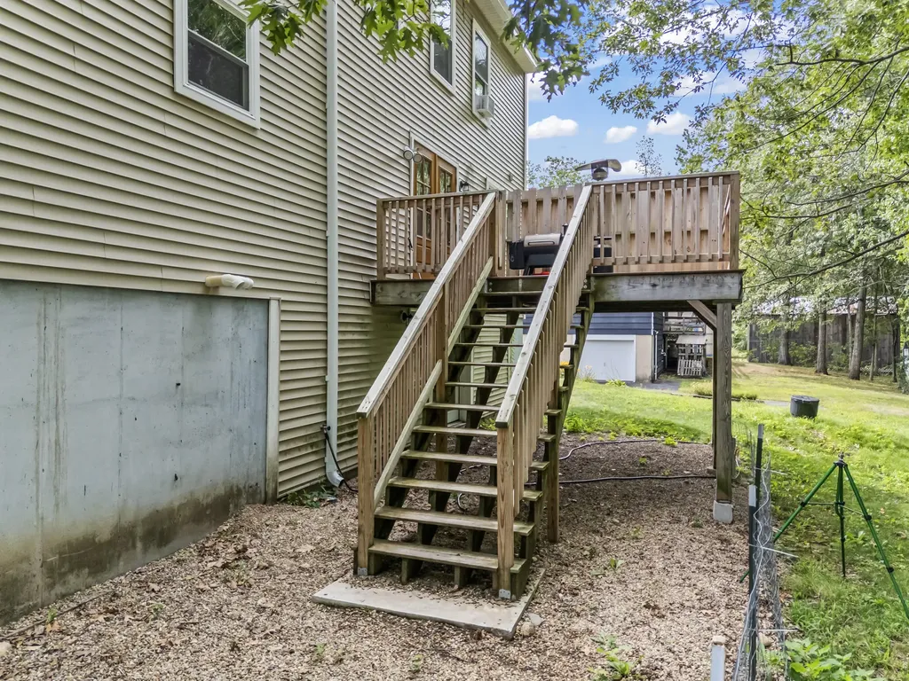 87 Farview Drive Sanford ME 04073