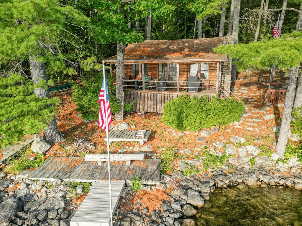 115 Mountain View Road Naples ME 04055