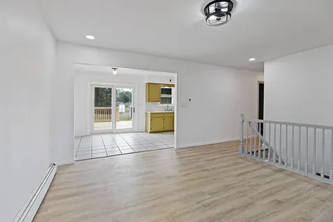 62 Fletcher Road Auburn ME 04210