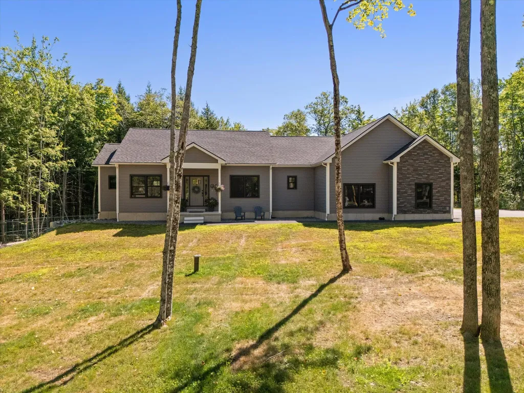 230 Hornbeam Way Bangor ME 04401