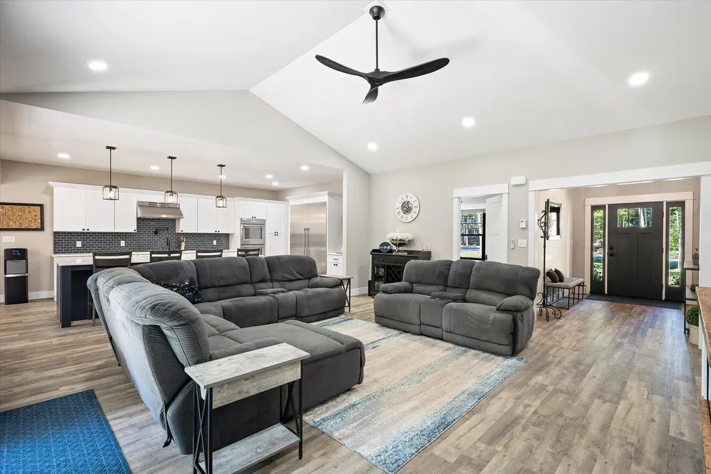 230 Hornbeam Way Bangor ME 04401