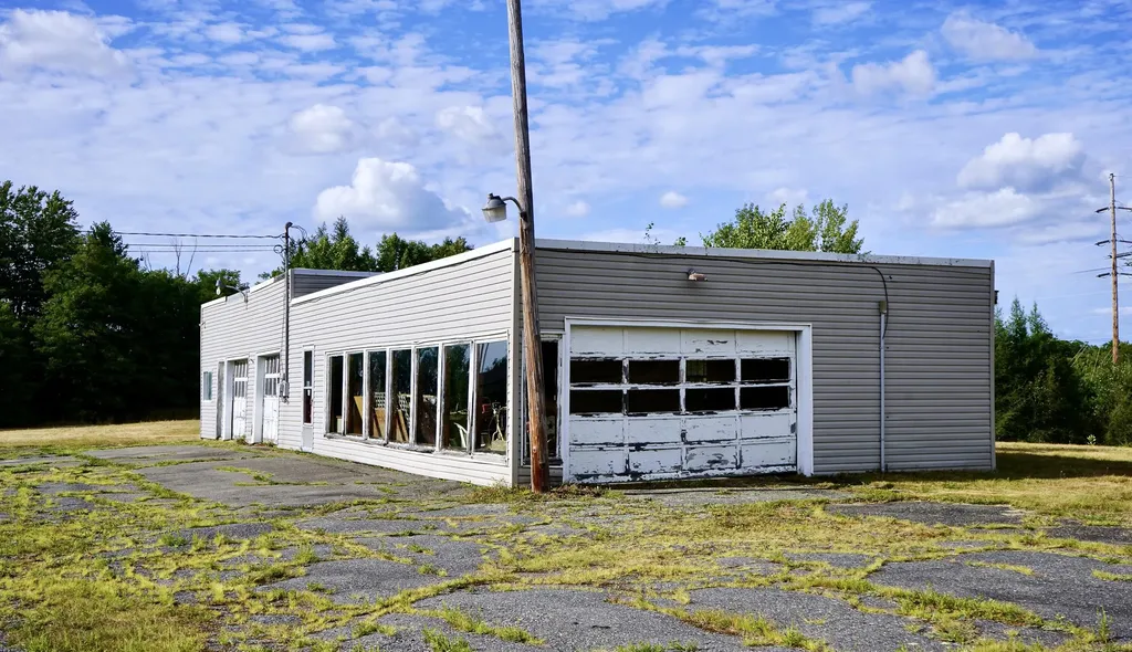 459 Hartland Avenue Pittsfield ME 04967