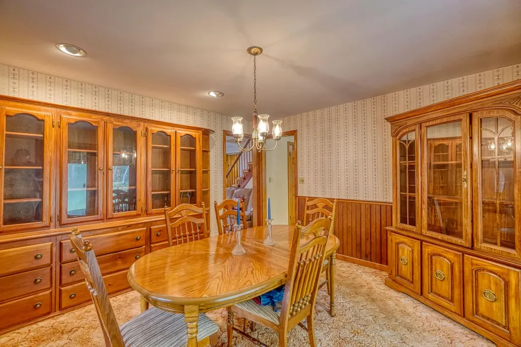 221 Brann Road Vassalboro ME 04989