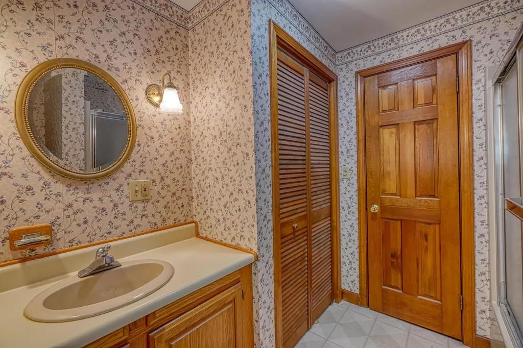 221 Brann Road Vassalboro ME 04989