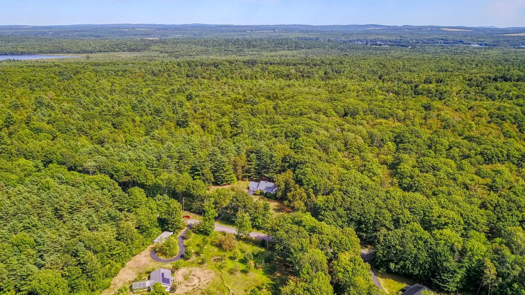 221 Brann Road Vassalboro ME 04989