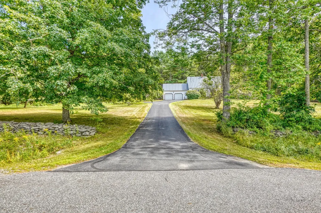 221 Brann Road Vassalboro ME 04989