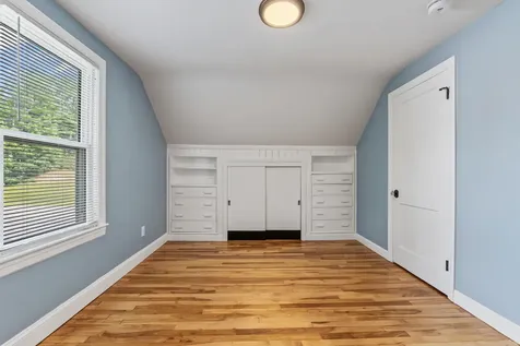 153 Poland Road Auburn ME 04210