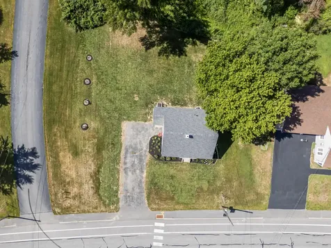 153 Poland Road Auburn ME 04210