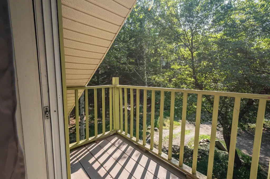 14 Pinkie Lane Southport ME 04576