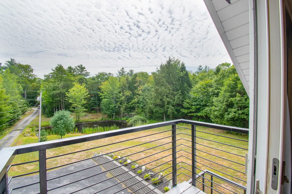 14 Hill Drive Bowdoin ME 04287