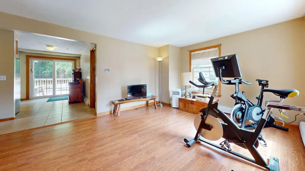 12 Willowdale Drive Gorham ME 04038