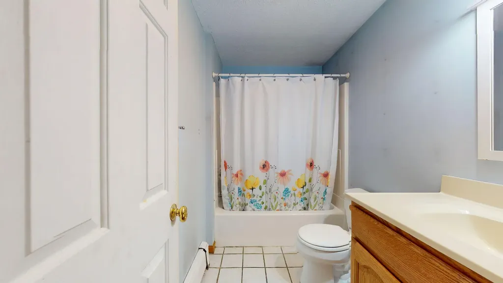 12 Willowdale Drive Gorham ME 04038