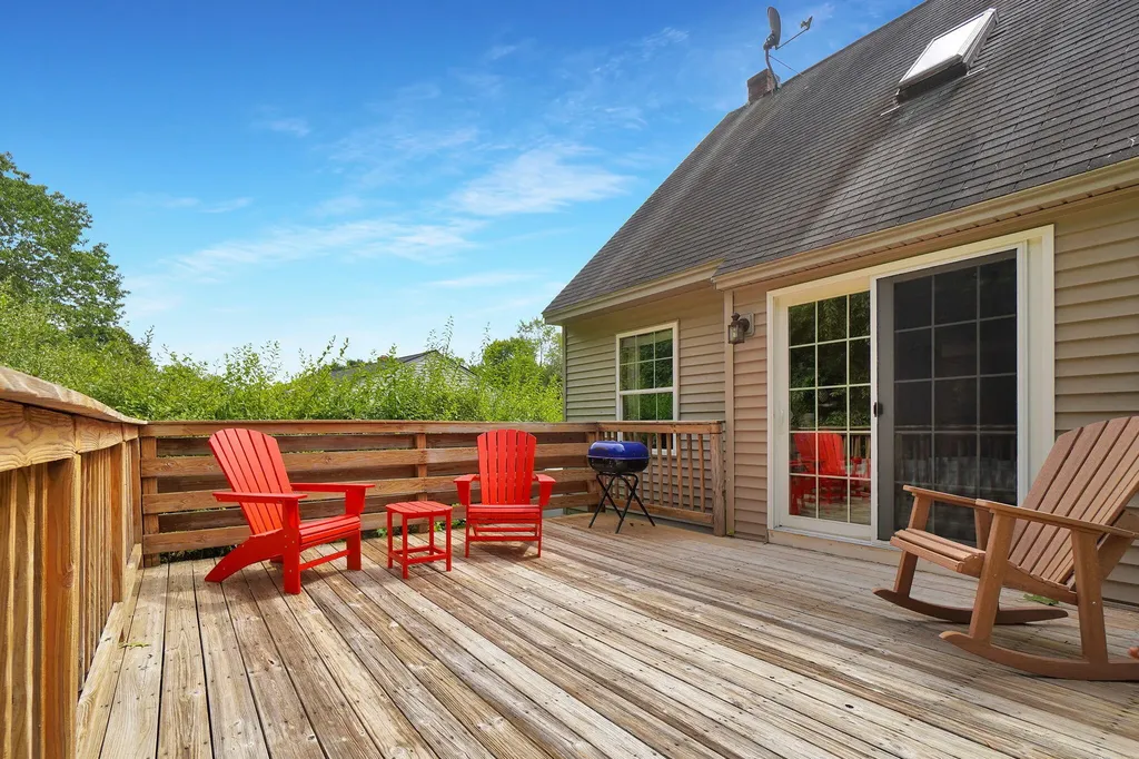 12 Willowdale Drive Gorham ME 04038