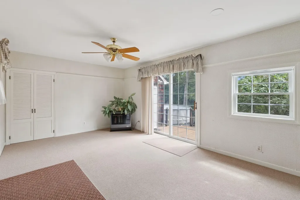 2 Gilmar Avenue Lewiston ME 04240