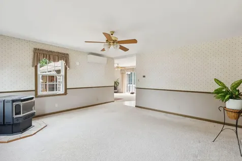 2 Gilmar Avenue Lewiston ME 04240