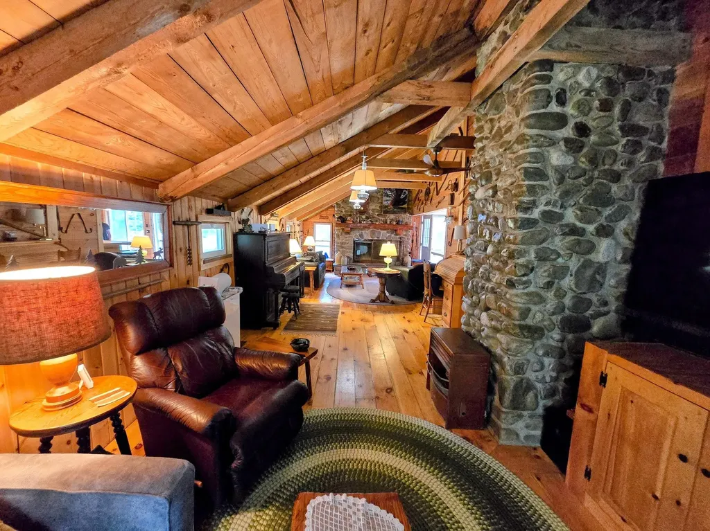 78 Desmond Road Milo ME 04463