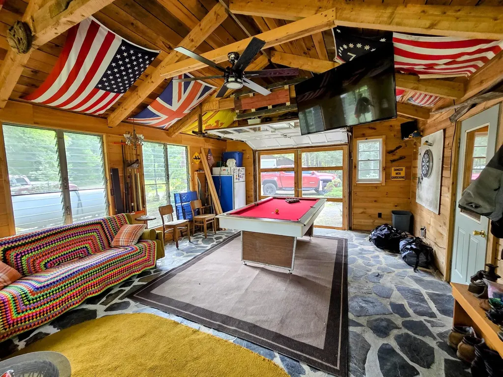 78 Desmond Road Milo ME 04463