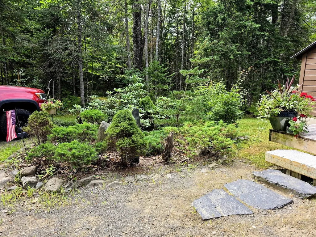 78 Desmond Road Milo ME 04463