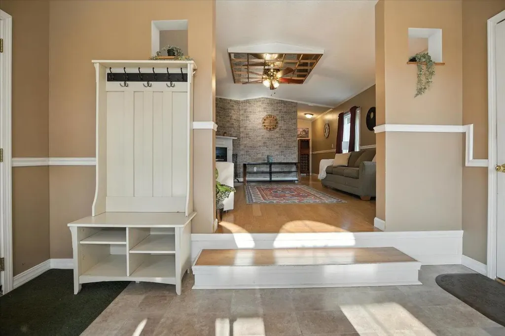 20 Arrowhead Drive Lisbon ME 04250
