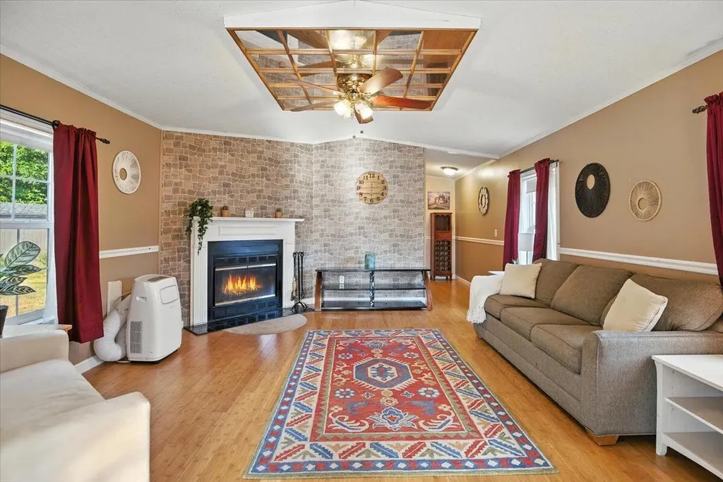 20 Arrowhead Drive Lisbon ME 04250