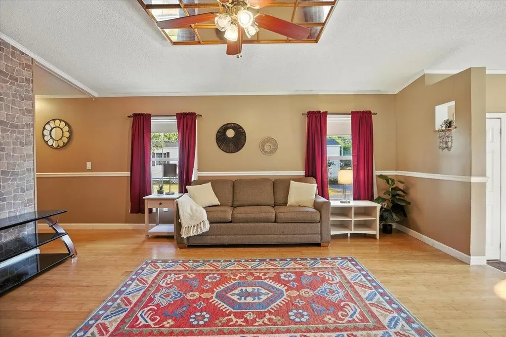 20 Arrowhead Drive Lisbon ME 04250
