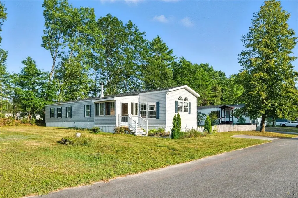 20 Arrowhead Drive Lisbon ME 04250