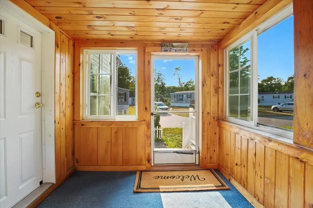 20 Arrowhead Drive Lisbon ME 04250